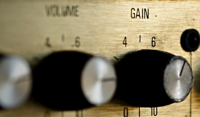 Gain and Volume on a Guitar Amp
